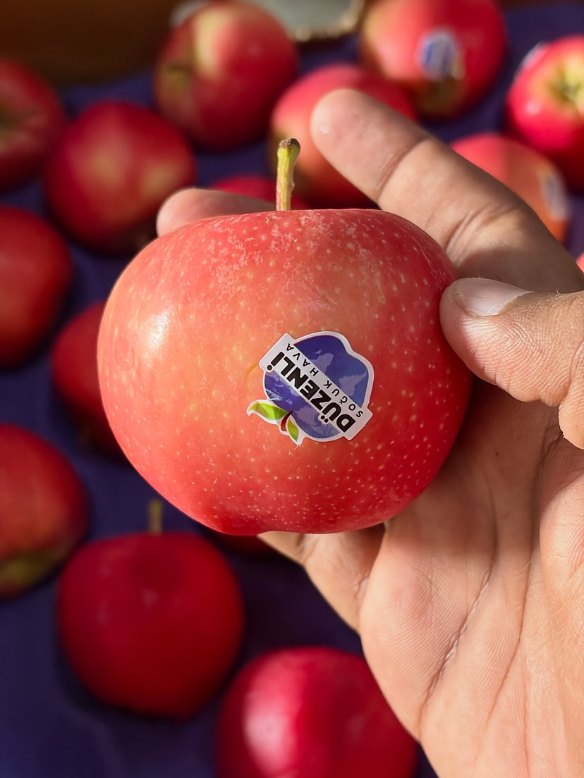 Gala apples